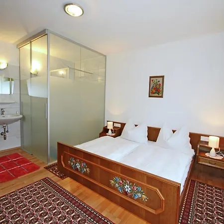 Cozy Apartment In Aschau Im Zillertal Near Ski Lift Apartment