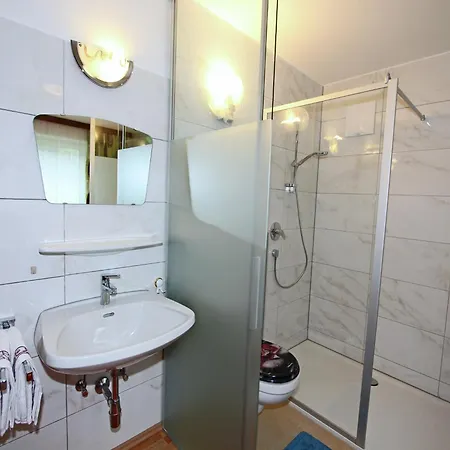 Cozy Apartment In Aschau Im Zillertal Near Ski Lift Apartment *