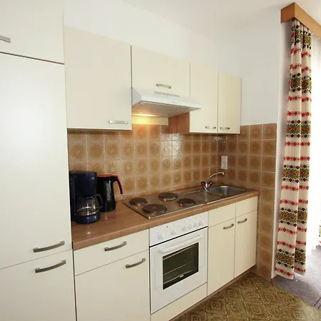 Cozy Apartment In Aschau Im Zillertal Near Ski Lift