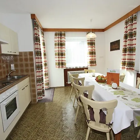 Cozy Apartment In Aschau Im Zillertal Near Ski Lift