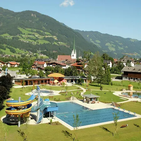 Cozy Apartment In Aschau Im Zillertal Near Ski Lift Lägenhet Aschau Im Zillertal